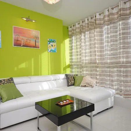 Antea - One Bedroom Apartment