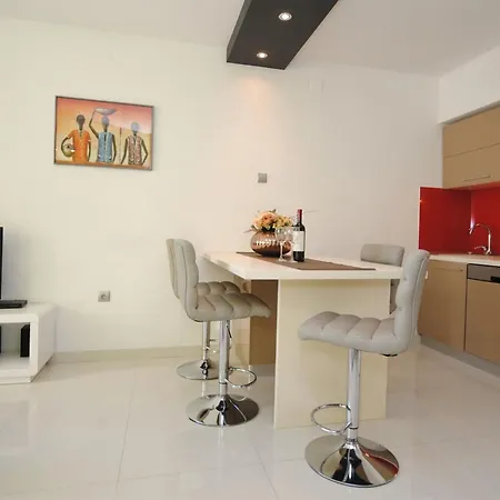 Antea - One Bedroom *