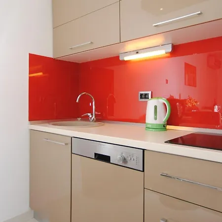 Antea - One Bedroom Split