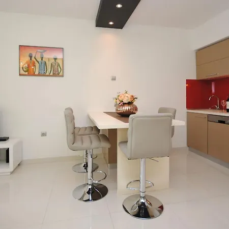Antea - One Bedroom Apartment
