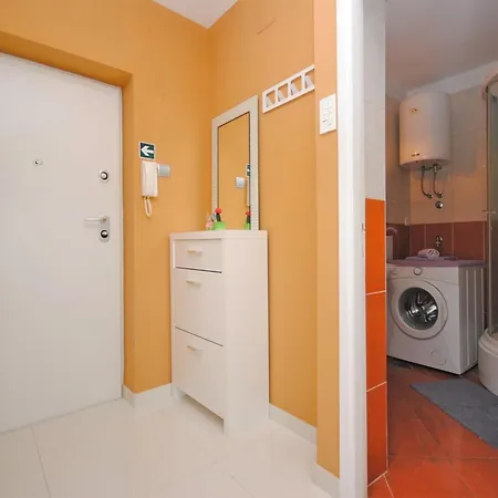 Antea - One Bedroom Apartment